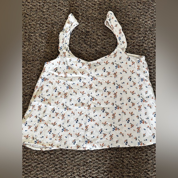 Blouse Sleeve Less - Picture 2 of 5